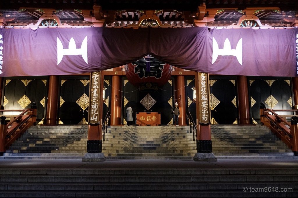 浅草寺 本堂 ライトアップ