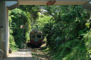 銚子電鉄　本銚子　緑のトンネル