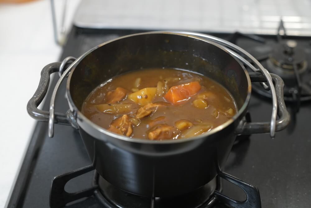 ユニフレーム ダッチオーブン カレー